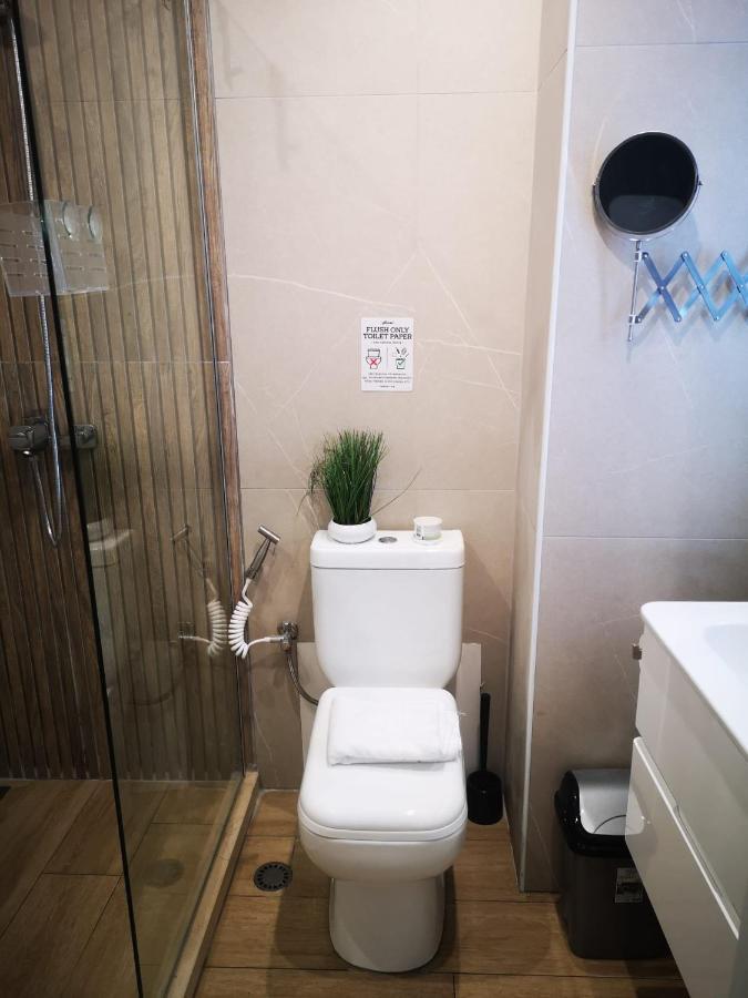Riviera Deluxe Apartments فلورا المظهر الخارجي الصورة